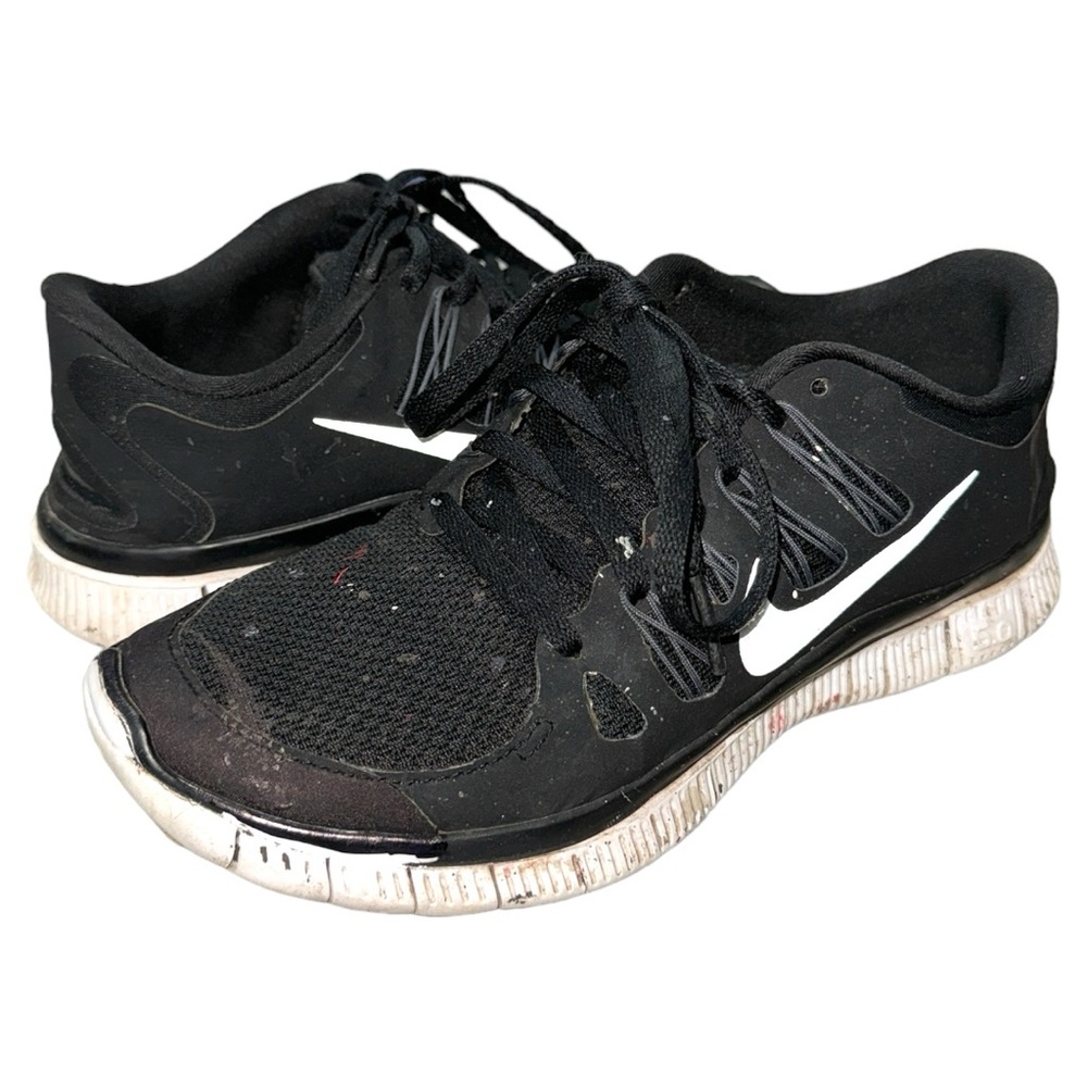 Women’s Nike Free 5.0 Black Running Sneakers - 6